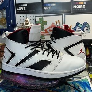 JORDAN FLIGHTS 9/10 size 12
